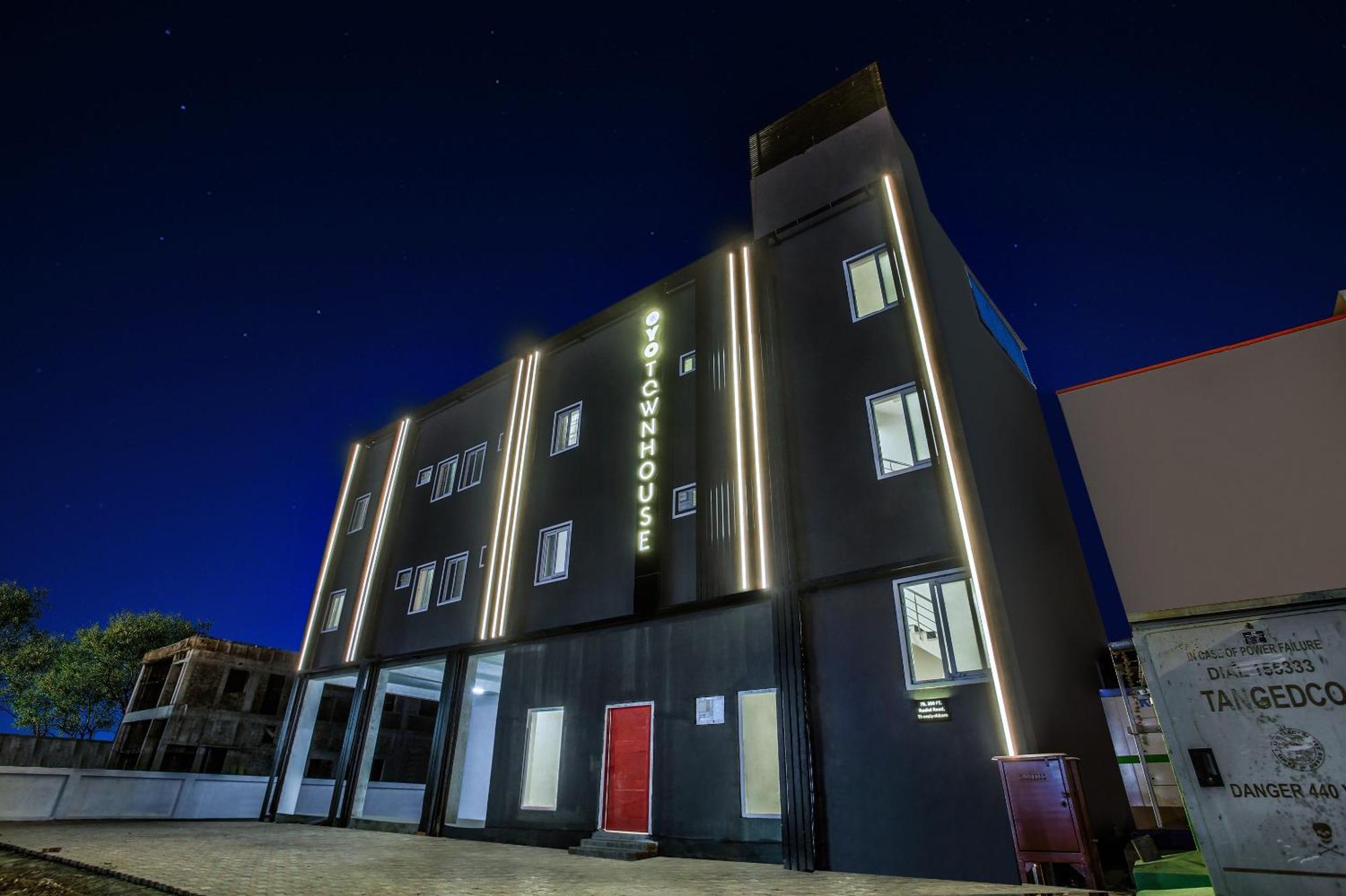 Super Townhouse Xotel Ченнаи Экстерьер фото